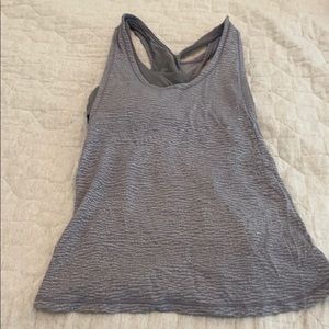 Lululemon tank size 4.
